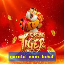 garota com local em joinville