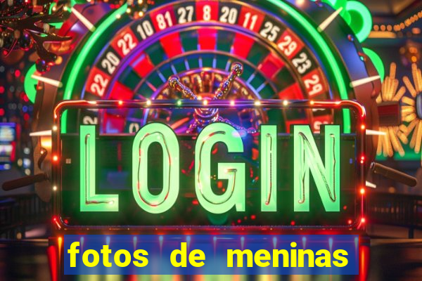 fotos de meninas fake cabelo cacheado